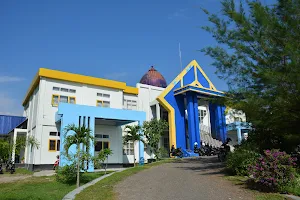 Universitas Teknologi Sumbawa image