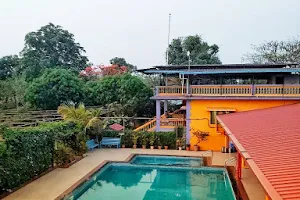 Prachita's Green Field Family Resort image