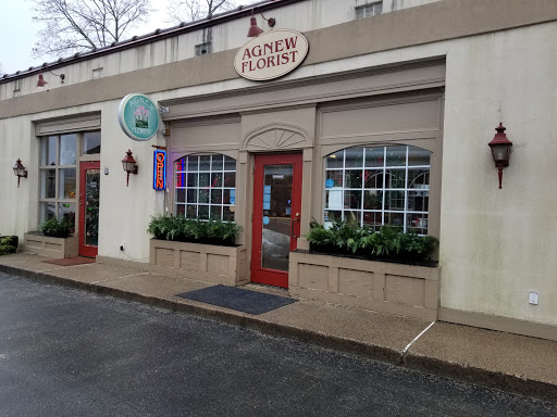 Florist «Agnew Florist-Watertown», reviews and photos, 587 Main St, Watertown, CT 06795, USA