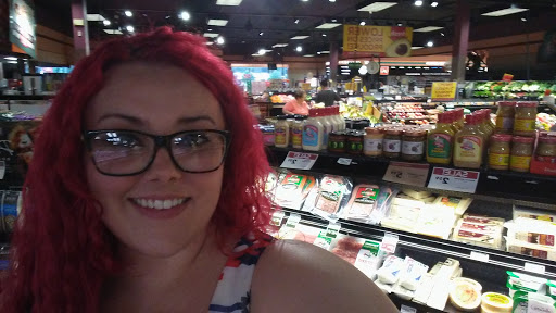 Supermarket «Giant Eagle Supermarket», reviews and photos, 2801 E Waterloo Rd, Akron, OH 44312, USA