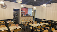 Atmosphère du Restaurant portugais Café du Port à Givors - n°1