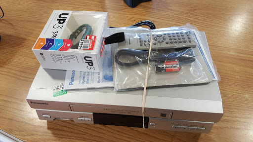 Thrift Store «Goodwill - Roseville: Cleveland Ave. N», reviews and photos