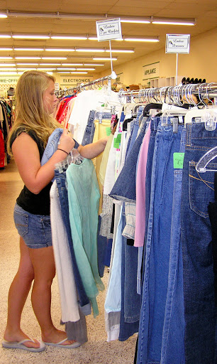 Thrift Store «Humane Society Thrift Store», reviews and photos, 4445 20th St, Vero Beach, FL 32966, USA