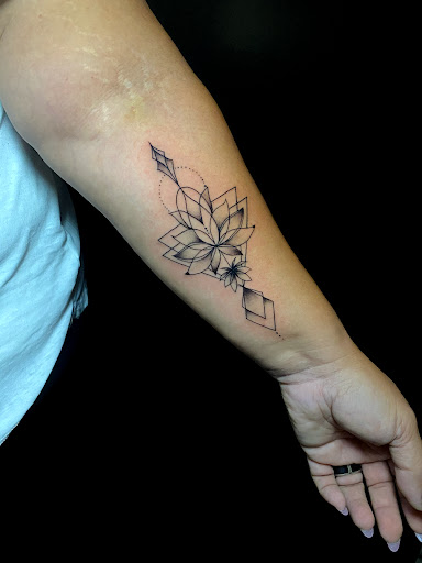 Explore memorial tattoo sleeve ideas, creative tattoo ideas in Apple Valley, available at Klassic tattoo