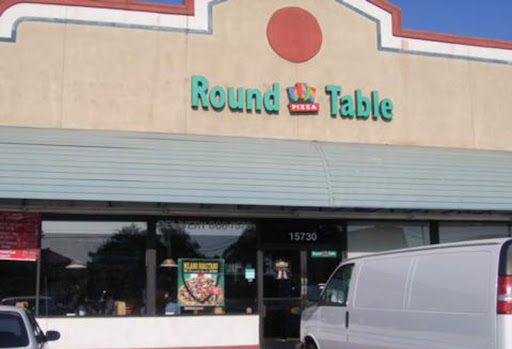 Pizza Restaurant «Round Table Pizza», reviews and photos, 15730 Bellflower Blvd, Bellflower, CA 90706, USA