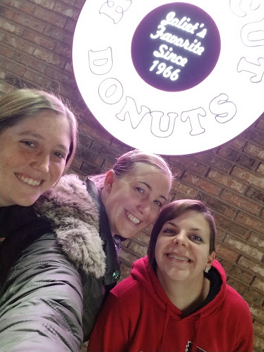 Dessert Shop «Home Cut Donuts, Inc.», reviews and photos, 815 W Jefferson St, Joliet, IL 60435, USA