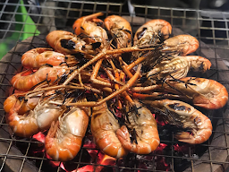 ร้านกุ้งแม่น้ำ ตุ้ยนุ้ย