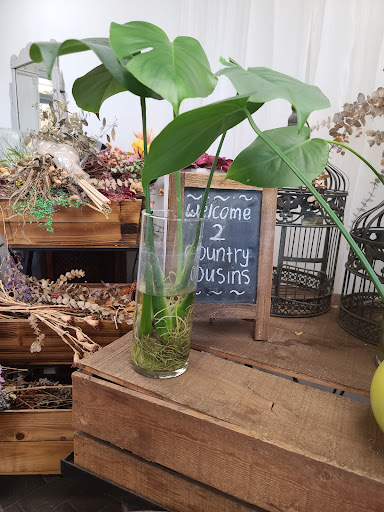 Florist «Country Cousins Flower shop», reviews and photos, 841 E Whittier Blvd, La Habra, CA 90631, USA