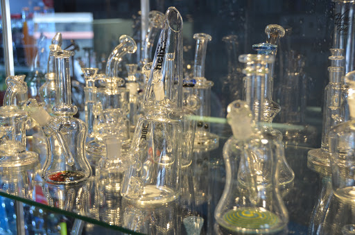 Tobacco Shop «The Konnexion», reviews and photos, 106 S Linn St, Iowa City, IA 52240, USA