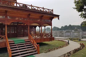 Jehlum View Park جہلم نظارہ پارک image