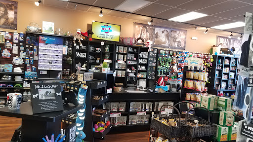 Pet Store «Pet Valu», reviews and photos, 1061 W Main St #12, Branford, CT 06405, USA