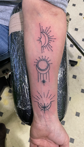 Explore free hand tattoo ideas, creative tattoo ideas in Evansville, available at Ink Therapy 101