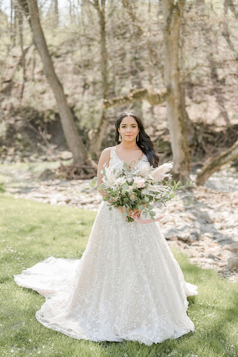 Bridal Shop «The Bridal Emporium», reviews and photos, 40 S Market St, Elizabethtown, PA 17022, USA