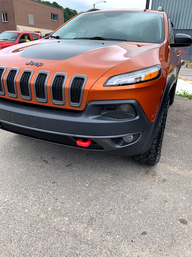 Auto Body Shop «Auto Fixit Body Shop Inc», reviews and photos, 805 Ottawa Ave NW, Grand Rapids, MI 49503, USA