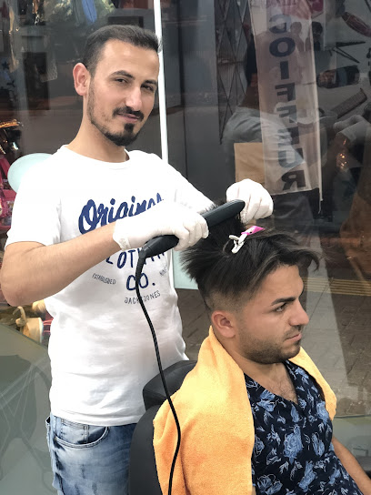 King Hairdresser (King Kuaför)