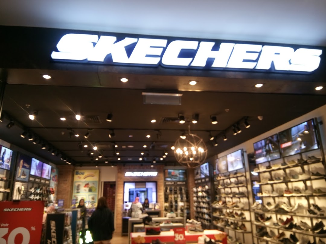 SKECHERS