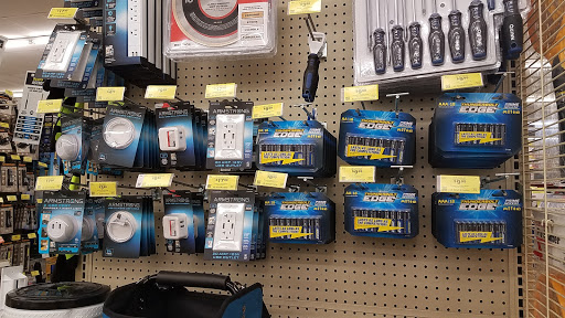 Hardware Store «Harbor Freight Tools», reviews and photos, 303 W Camp Wisdom Rd, Duncanville, TX 75116, USA