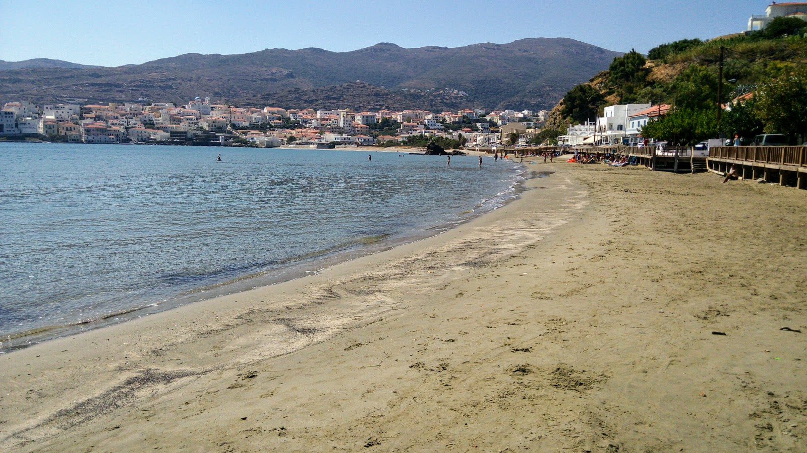 Photo of Neimporio beach with green water surface