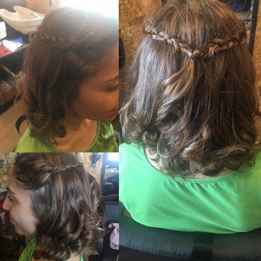 Krlos. Peluquería Unisex en laAlgaba, Sevilla