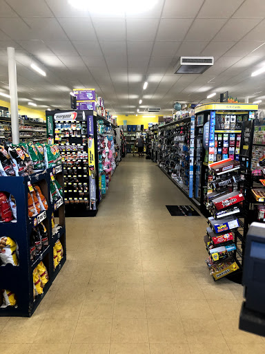 Home Goods Store «Dollar General», reviews and photos, 680 US-231, Bloomfield, IN 47424, USA
