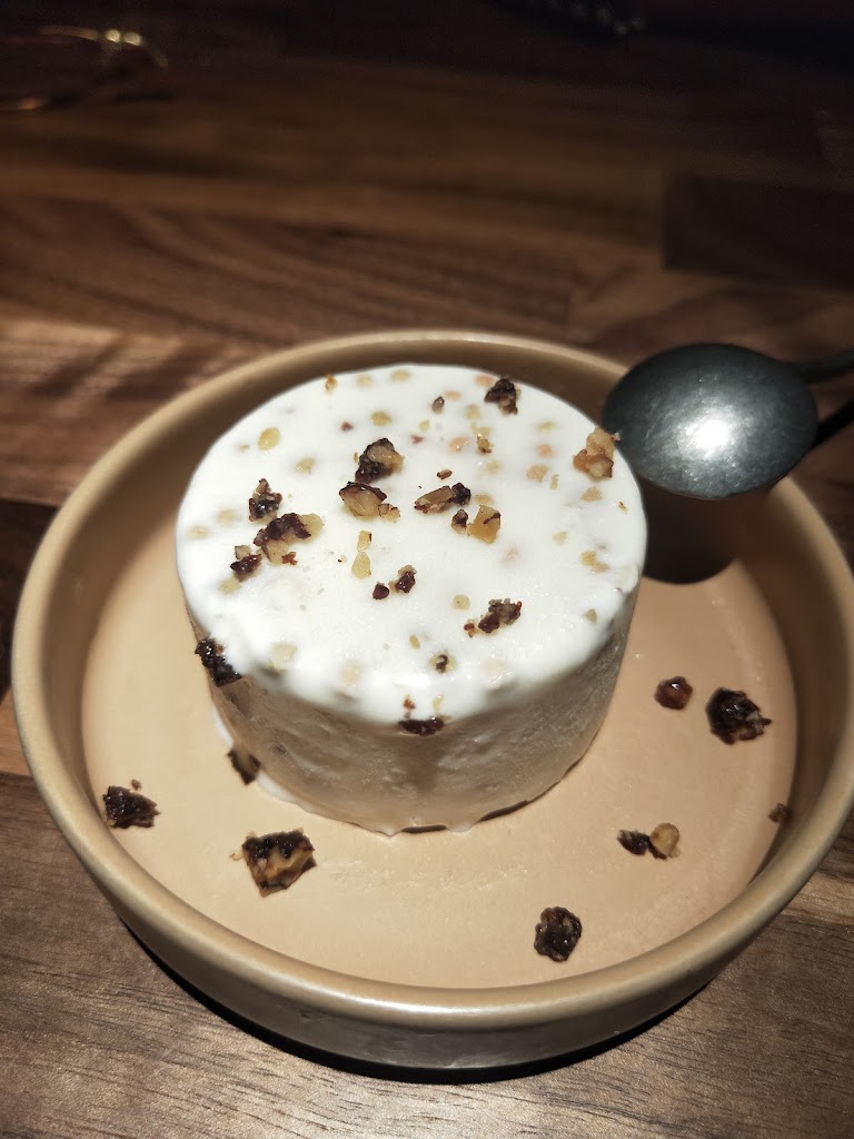 台北市信義區 Fuzzy April Bar & Bistro 四月餐酒館 國父紀念館 - 台灣餐廳推薦 手搖推薦 甜點推薦 買一送一 優惠訊息