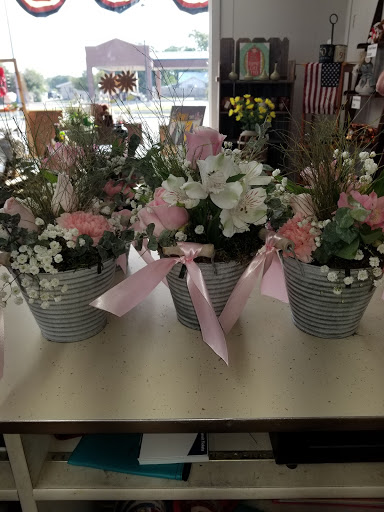 Grocery Store «H-E-B Grocery», reviews and photos, 705 S Key Ave, Lampasas, TX 76550, USA