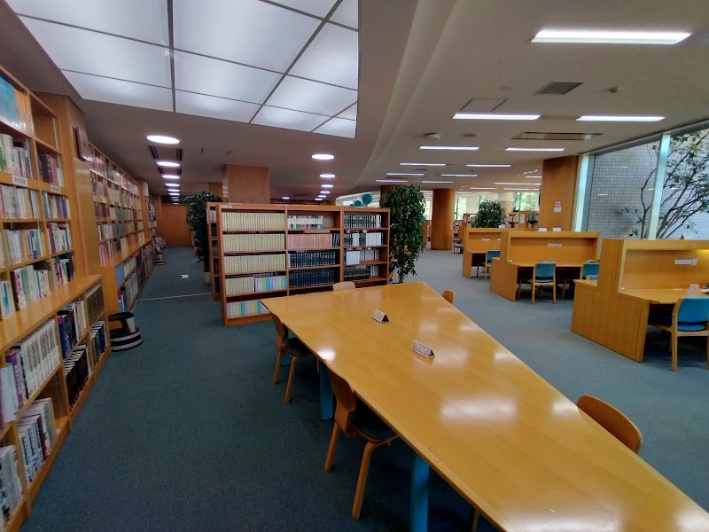 阿賀野市立図書館 本館