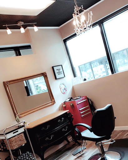 Hair Salon «The Black Swan Salon», reviews and photos, 835 17th St #107, Vero Beach, FL 32960, USA