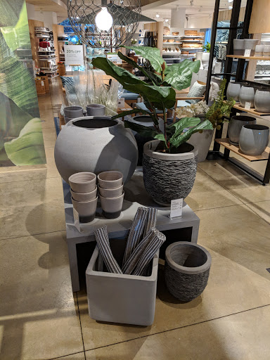 Furniture Store «Crate and Barrel», reviews and photos, 1115 Broadway Plaza, Walnut Creek, CA 94596, USA