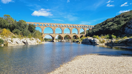 Plage le Pont du Gard