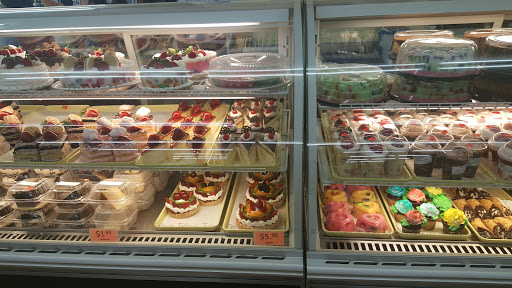 Grocery Store «Fiesta Market», reviews and photos, 160 N Bolingbrook Dr, Bolingbrook, IL 60440, USA