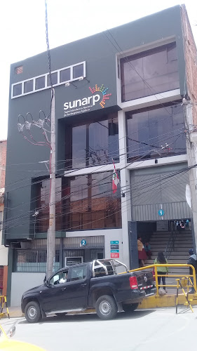 Opiniones de SUNARP-Zona Registral N X-Sede Cusco en Cusco - Oficina de empresa