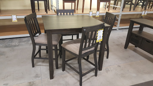 Furniture Store «Weekends Only Furniture & Mattress», reviews and photos, 14205 Manchester Rd, Manchester, MO 63011, USA