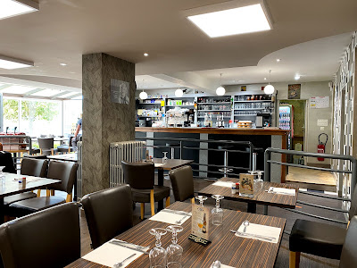 Restaurant Brasserie Bar La Crémaillère à Saint-Laurent-sur-Mer