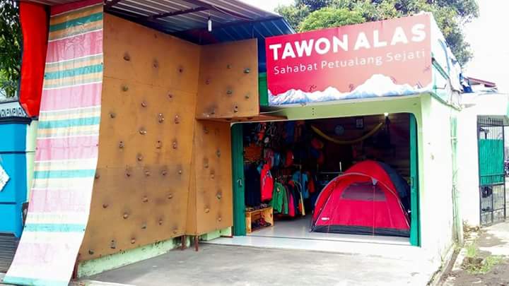Tawon Alas Adventure ( Toko Perlengkapan Outdoor / Petualangan )