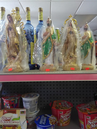 Grocery Store «La Superior Carnicerta LLC», reviews and photos, 313 E Commerce St, Lewisburg, TN 37091, USA