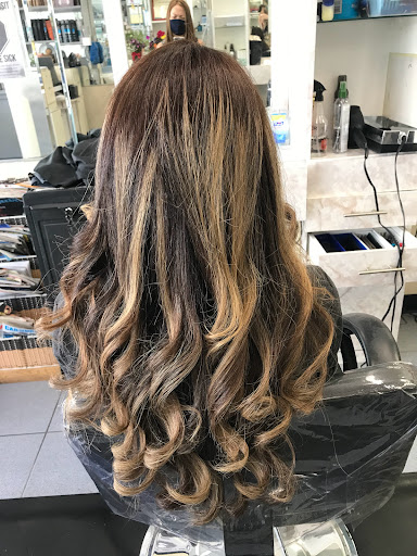 Barber Shop «Top Care Hair & Nail», reviews and photos, 25270 Marguerite Pkwy # B, Mission Viejo, CA 92692, USA