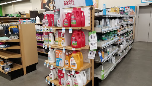 Pet Supply Store «Petco Animal Supplies», reviews and photos, 9111 Metropolitan Ave, Rego Park, NY 11374, USA