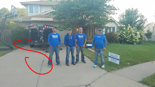 Roofing Contractor «White Castle Roofing», reviews and photos, 15013 Industrial Rd, Omaha, NE 68144, USA