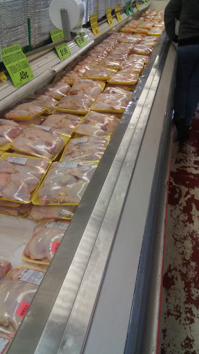 Grocery Store «Super Fresh Market», reviews and photos, 1700 N Lewis Ave, Waukegan, IL 60085, USA