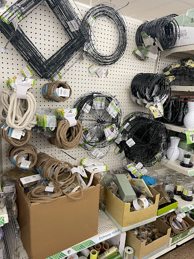Dollar Store «Dollar Tree», reviews and photos, 22-03 Fair Lawn Ave, Fair Lawn, NJ 07410, USA