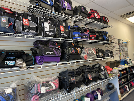 Bowling Supply Shop «Off 7 Bowling Pro Shop», reviews and photos, 46839 Maple Leaf Pl #180, Sterling, VA 20164, USA