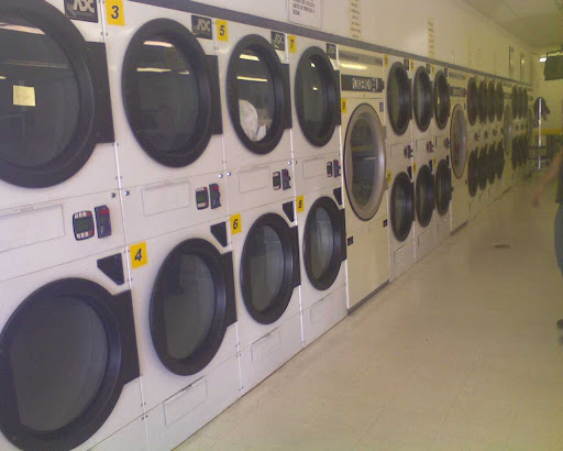 Laundromat «Ace Laundromat», reviews and photos, 808 S College Rd, Wilmington, NC 28403, USA