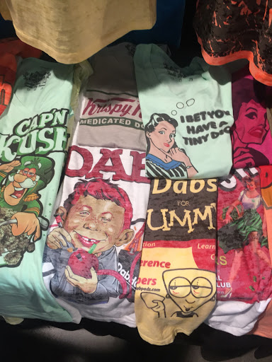 Tobacco Shop «Laguna Smoke Shop», reviews and photos, 24741 Alicia Pkwy e, Laguna Hills, CA 92653, USA