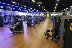 Gimnasio Smart Fit - Henry Ford image