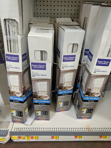 Department Store «Walmart Supercenter», reviews and photos, 632 Grassfield Pkwy, Chesapeake, VA 23322, USA