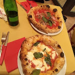 Photo n°1 de l'avis de Renzo.i fait le 13/04/2023 à 21:09 sur le  O' Cor 'e Napule à Florence