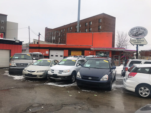 DIAMOND AUTO SALES AND SERVICES 2016, 1801 W Forest Home Ave, Milwaukee, WI 53204, USA, 