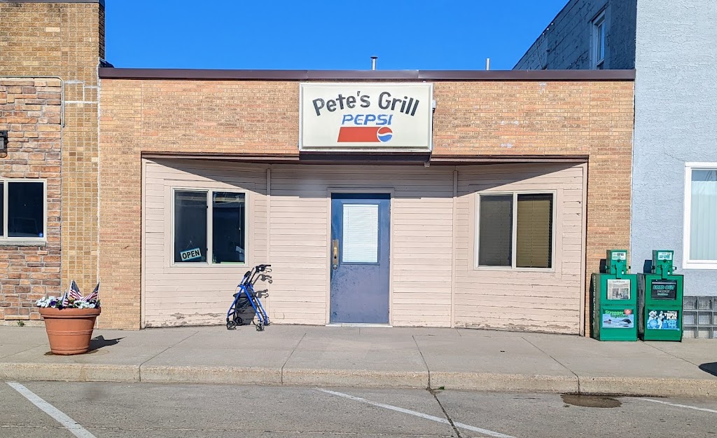 Pete's Grill 55342