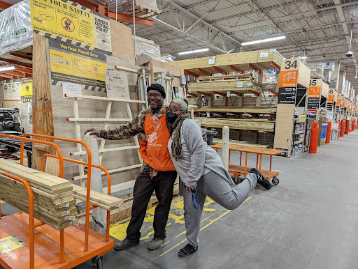 Home Improvement Store «The Home Depot», reviews and photos, 18700 Meyers Rd, Detroit, MI 48235, USA